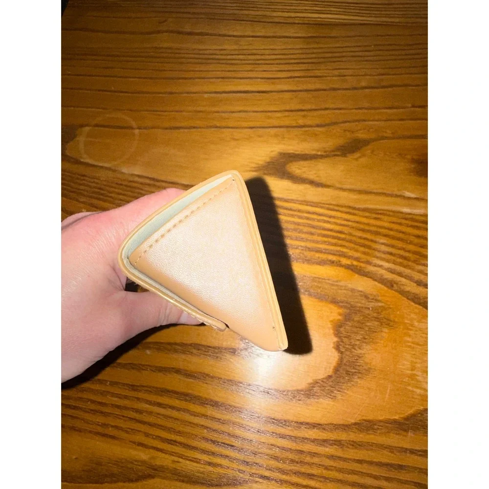 Burberry London England Tan Beige Folding Sunglasses Eyeglasses Case Magnetic‎